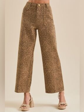 Altar'd State Nash Cheetah Print Wide Leg Pants | Size L